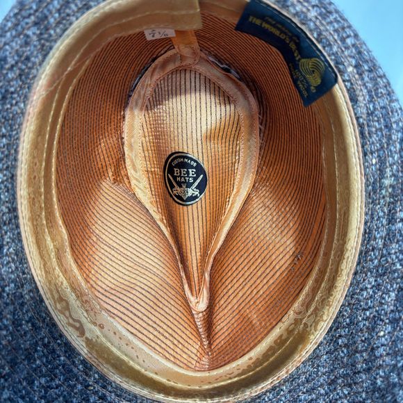 Vtg Bee Hats Tweed 100% Wool Brown Fedora Trilby Hat Sz 7.5 USA w/ Feather - Picture 6 of 6